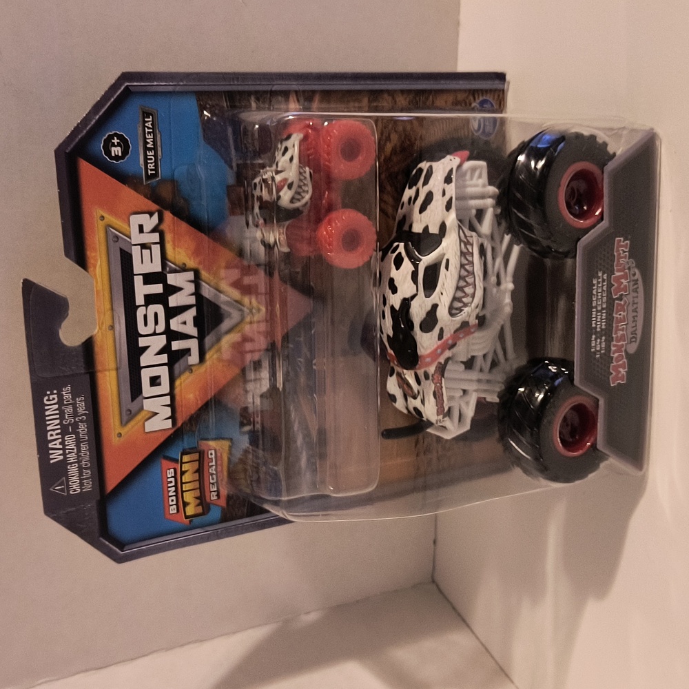 B21  monster jam Monster Mutt  1/64